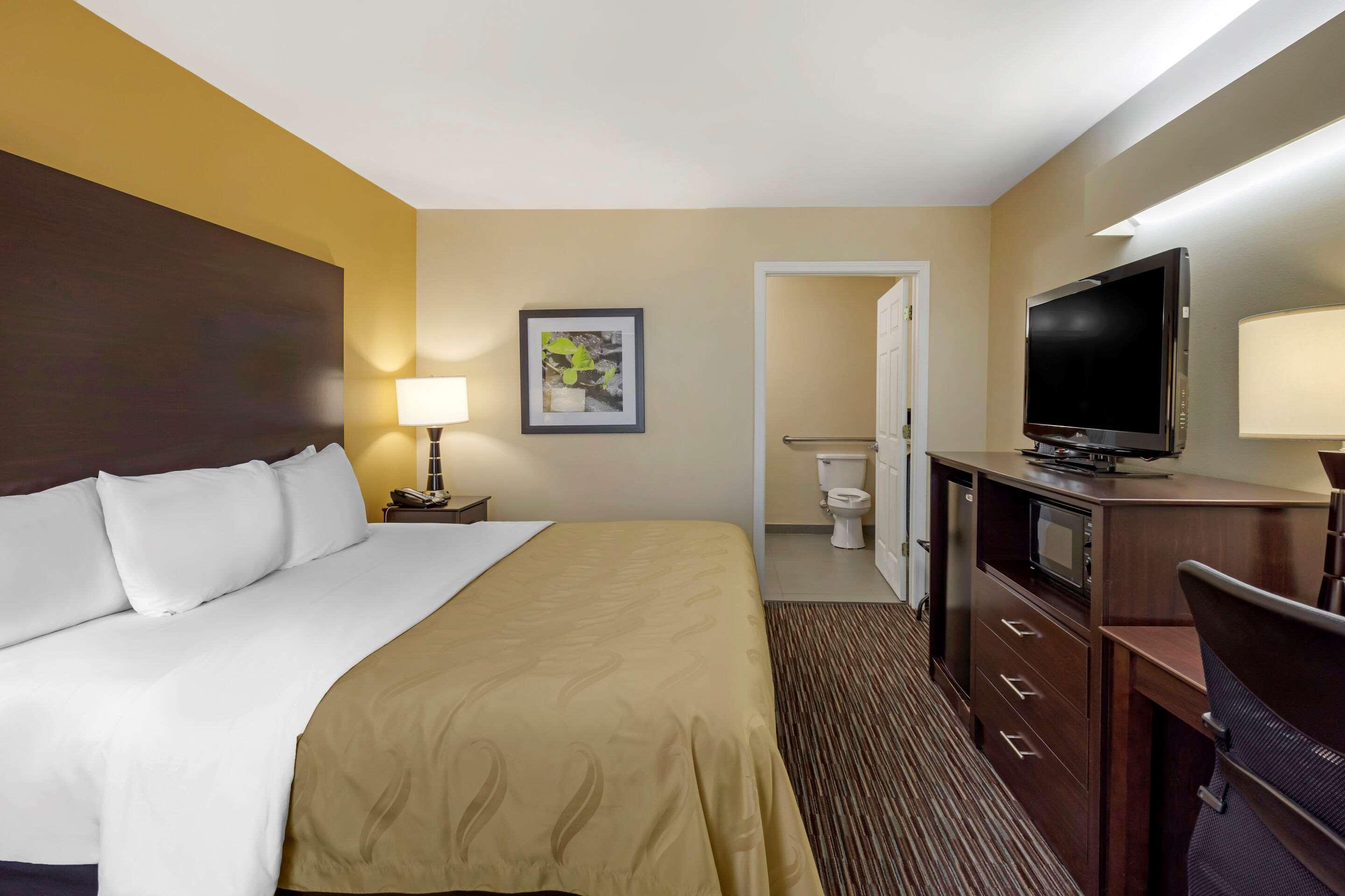 Quality Inn Seneca Us-123 Экстерьер фото